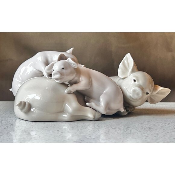 Lladro Porcelain Figurine "Piggy Pile" 01001354 Collectible Gift Animal Lover - Picture 2 of 16